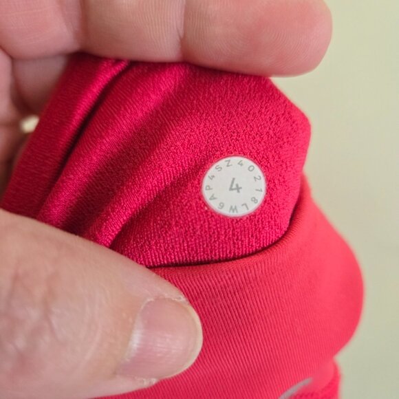 Lululemon Sun Runner Crop *17" Fuchsia Pink - Picture 8 of 8